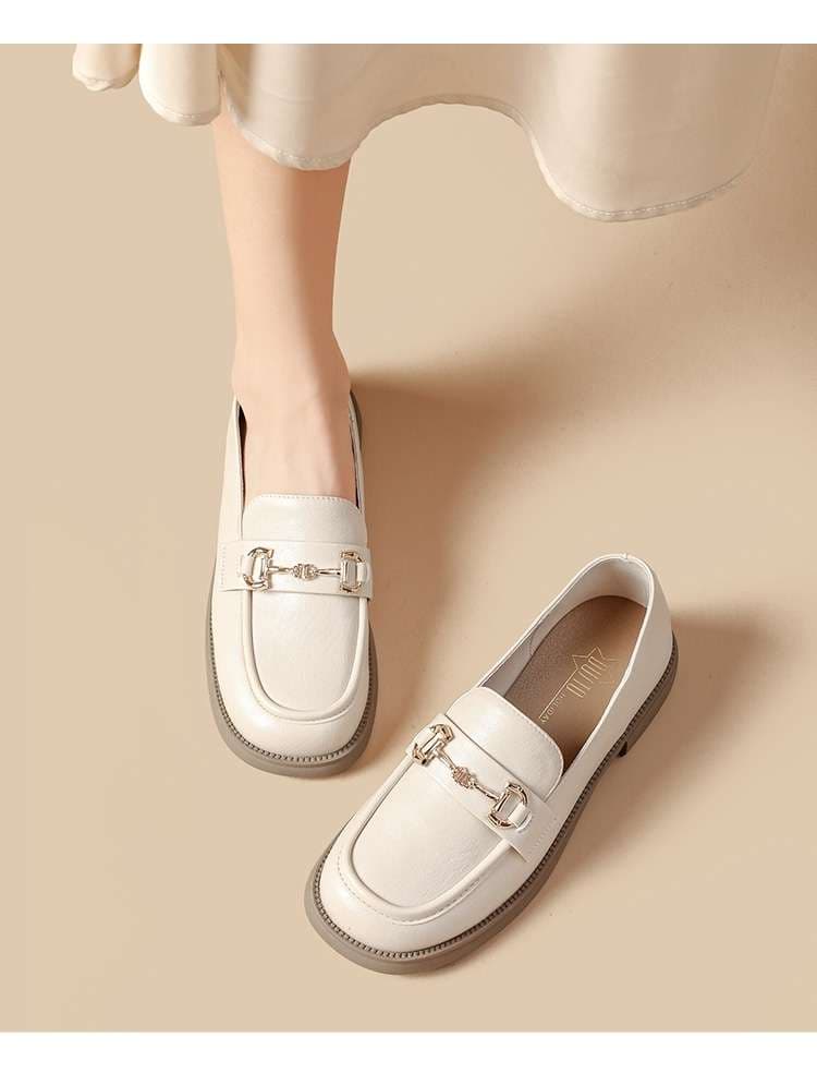 ローファーレディース カジュアル金具付き歩きやすいレディースローファー