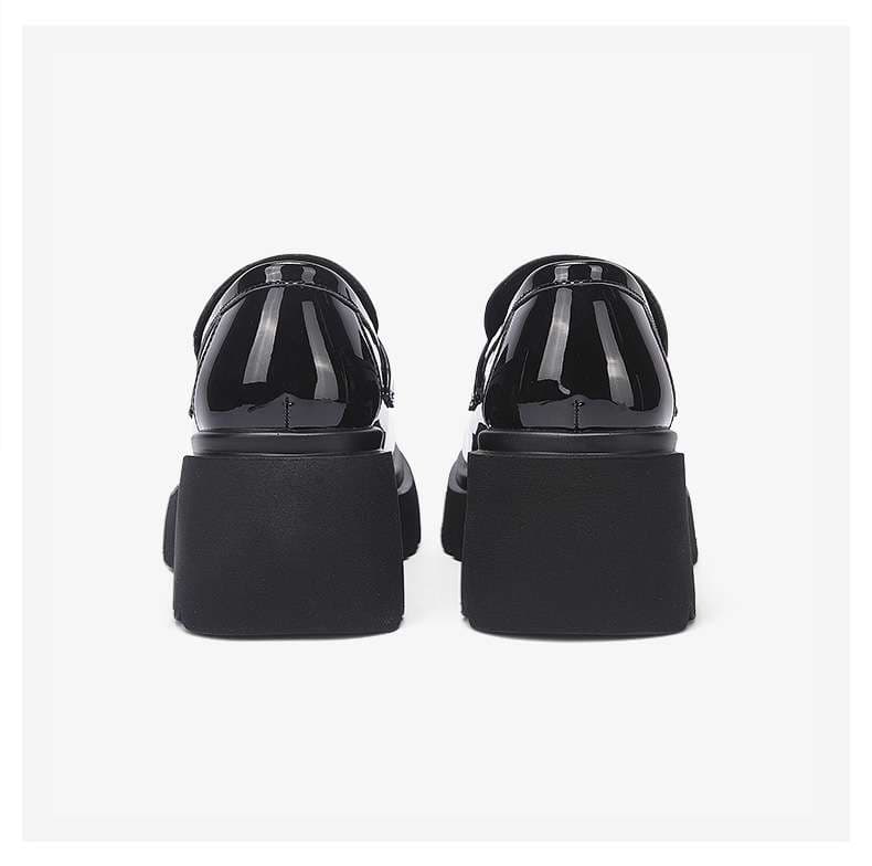 ローファーレディース 洗練された厚底ローファー