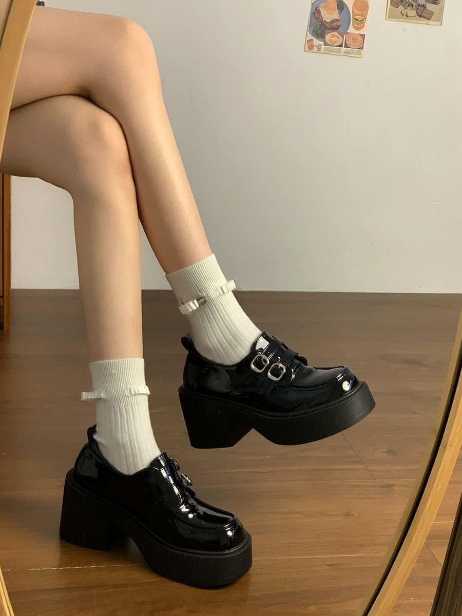 アップグレード版光沢ブラックローファー