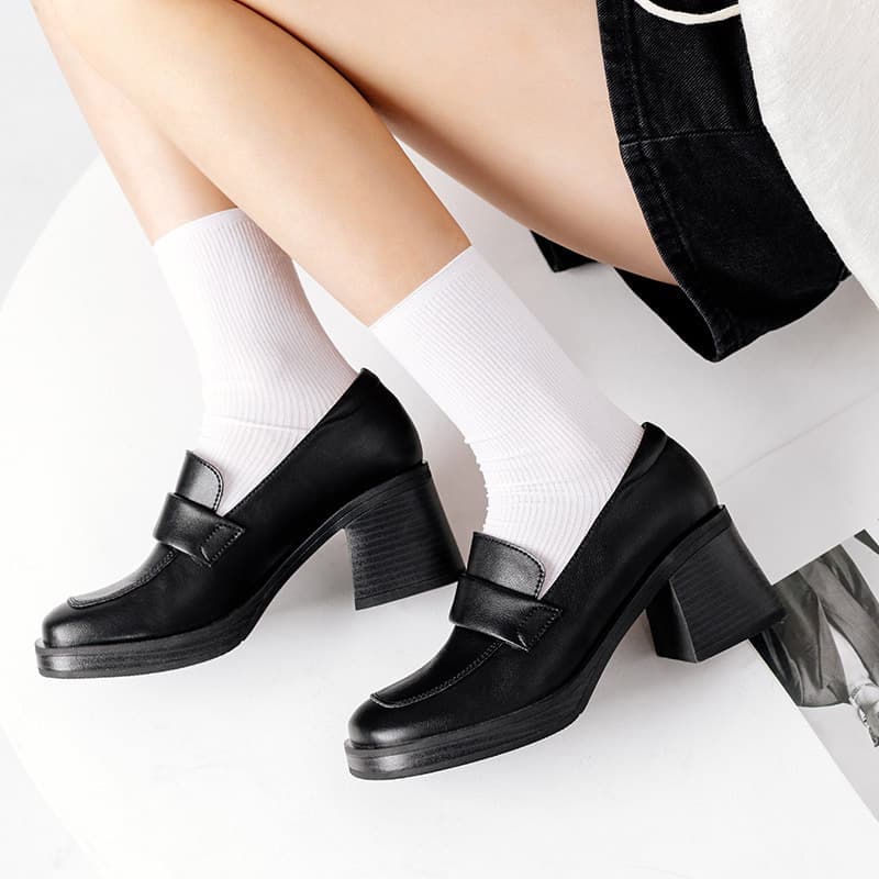 ローファーレディース モダン革調ヒールローファー